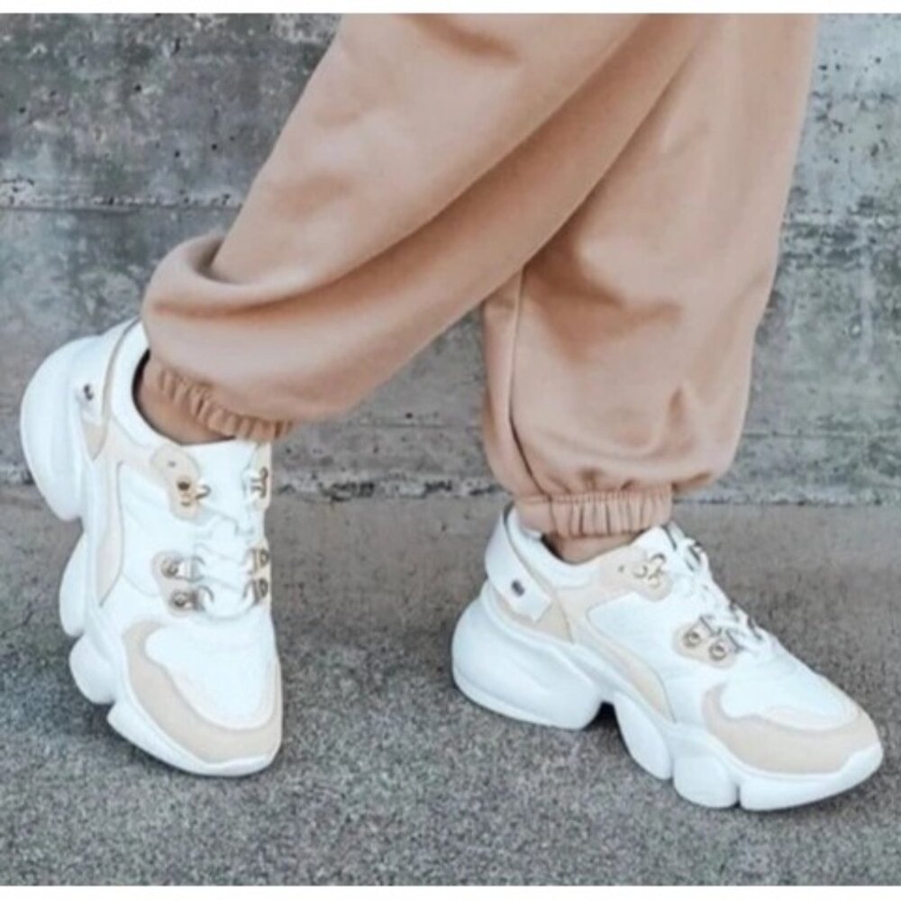 Berness Womens Chunky Dad Sneakers Round Toe Sz 8 White Beige Toggle Lace Casual